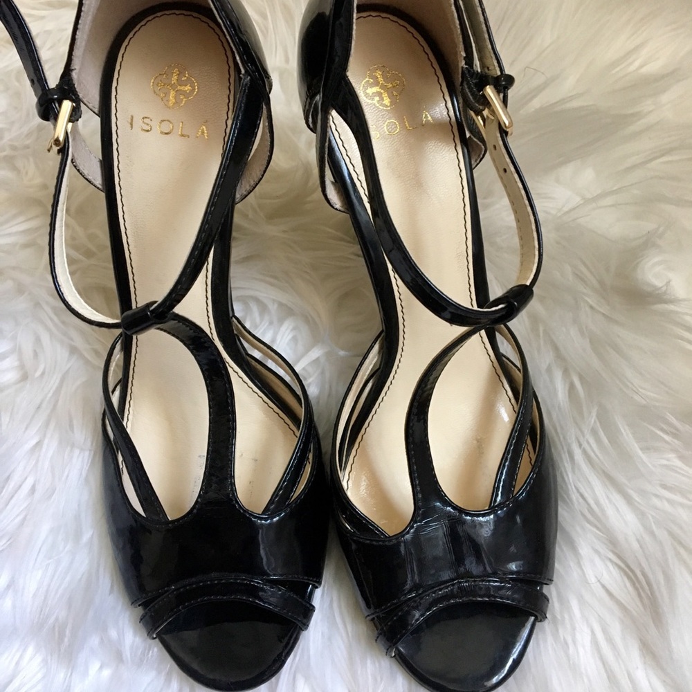 Isola Heels